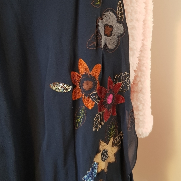 New Silk BCBG Embroidered Dress - Picture 10 of 17